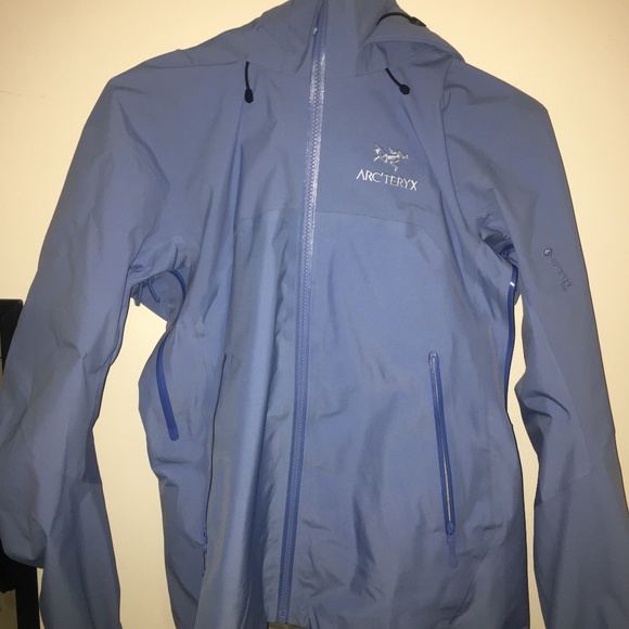 Arc'teryx Beta AR Jacket - Picture 5 of 7